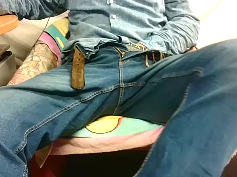 Giulio35 Pika online show from 8, 11, 2025