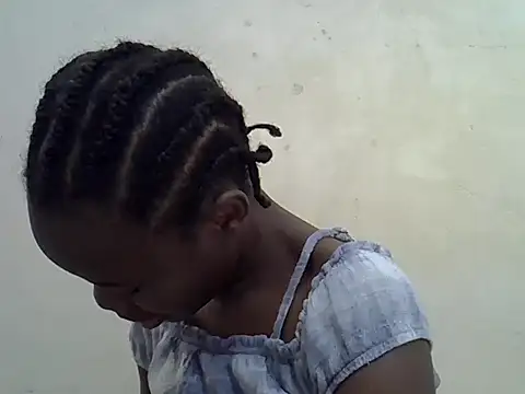 Snapshot of hey_its_andreana chatting on 8, 10, 2025 hey its andreana online show from 8, 10, 2025
