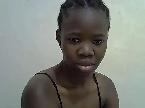 Snapshot of hey_its_andreana chatting on 10, 10, 2025 hey its andreana online show from 10, 10, 2025