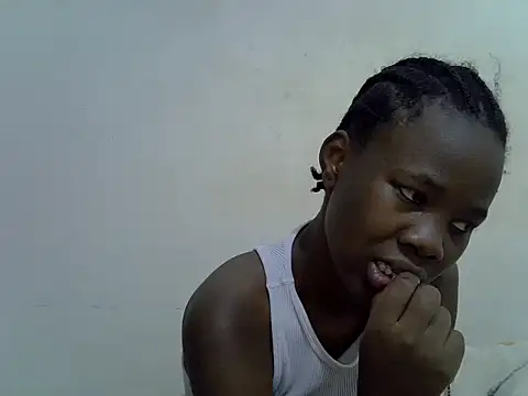 Snapshot of hey_its_andreana chatting on 18, 10, 2025 hey its andreana online show from 18, 10, 2025