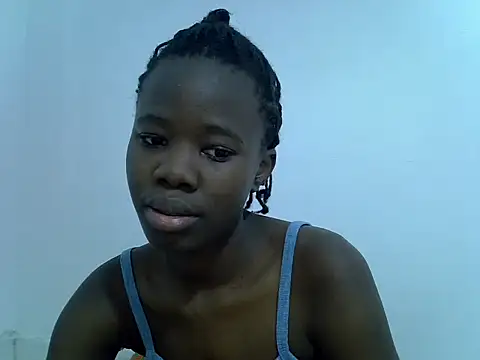 Snapshot of hey_its_andreana chatting on 27, 6, 2026 hey its andreana online show from 27, 6, 2026
