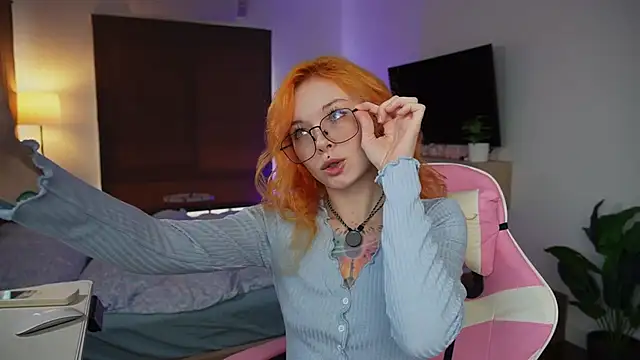 Snapshot of juicyshow_ chatting on 13, 9, 2025 juicyshow online show from 13, 9, 2025