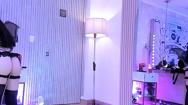 zephirahabney online show from 28, 9, 2025