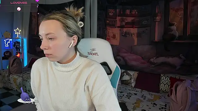 Snapshot of TiffanyBatson chatting on 12, 1, 2025 TiffanyBatson online show from 12, 1, 2025