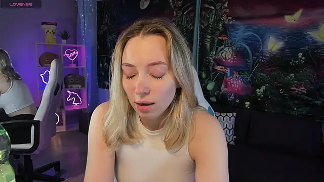 Snapshot of TiffanyBatson chatting on 17, 2, 2025 TiffanyBatson online show from 17, 2, 2025