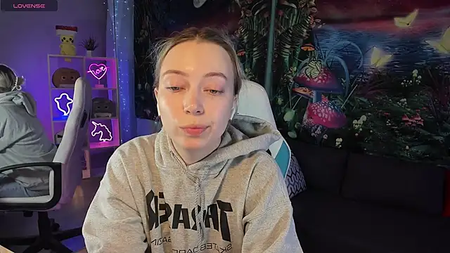 Snapshot of TiffanyBatson chatting on 20, 2, 2025 TiffanyBatson online show from 20, 2, 2025