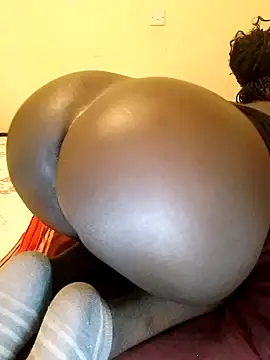 Misskhalifa  online show from 23, 2, 2025