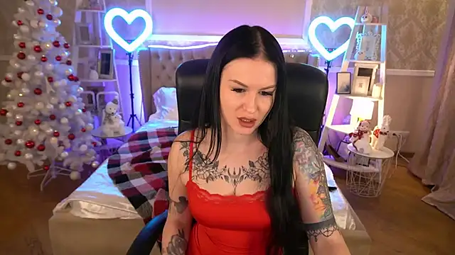 Snapshot of AmberDismond chatting on 4, 12, 2024 AmberDismond online show from 4, 12, 2024