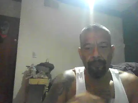 Snapshot of ElMasChingonMX chatting on 12, 10, 2025 ElMasChingonMX online show from 12, 10, 2025