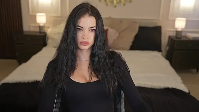 Tina Breeze online show from 9, 7, 2026