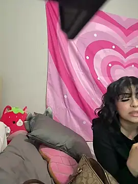 Snapshot of ThickerThanYoBitch chatting on 7, 3, 2025 ThickerThanYoBitch online show from 7, 3, 2025