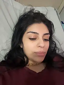 Snapshot of ThickerThanYoBitch chatting on 15, 12, 2025 ThickerThanYoBitch online show from 15, 12, 2025