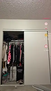 Snapshot of ThickerThanYoBitch chatting on 16, 2, 2026 ThickerThanYoBitch online show from 16, 2, 2026