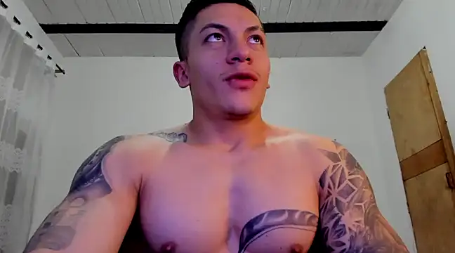 Snapshot of aquiles_51 chatting on 13, 12, 2024 aquiles 51 online show from 13, 12, 2024