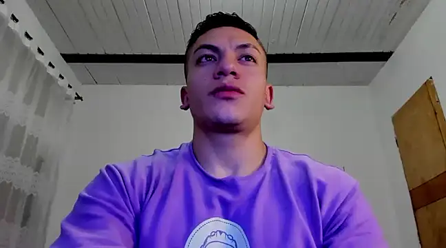 Snapshot of aquiles_51 chatting on 16, 12, 2024 aquiles 51 online show from 16, 12, 2024