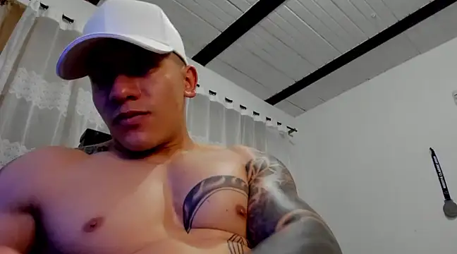 Snapshot of aquiles_51 chatting on 24, 12, 2024 aquiles 51 online show from 24, 12, 2024