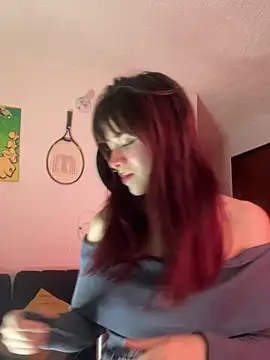 SuzzyyM online show from 26, 6, 2026