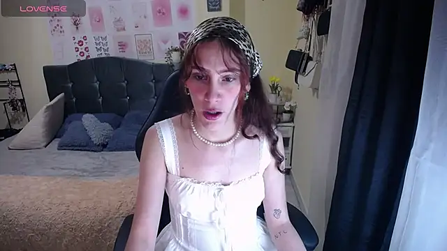 IsaBaileys  online show from 28, 3, 2026