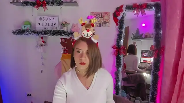 Snapshot of saralolo420 chatting on 1, 12, 2025 saralolo420 online show from 1, 12, 2025