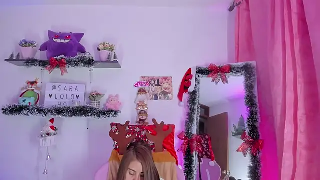 Snapshot of saralolo420 chatting on 3, 12, 2025 saralolo420 online show from 3, 12, 2025