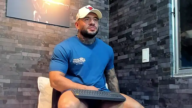 Snapshot of BruceDallas chatting on 6, 2, 2026 BruceDallas online show from 6, 2, 2026