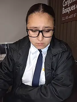 Cute Penelope online show from 4, 3, 2026