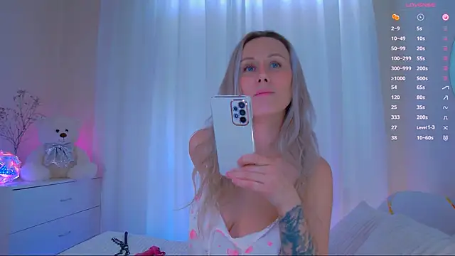 Nika Bloom online show from 12, 2, 2026