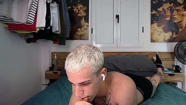 Snapshot of Cristian_Delgado chatting on 18, 7, 2026 Cristian Delgado online show from 18, 7, 2026