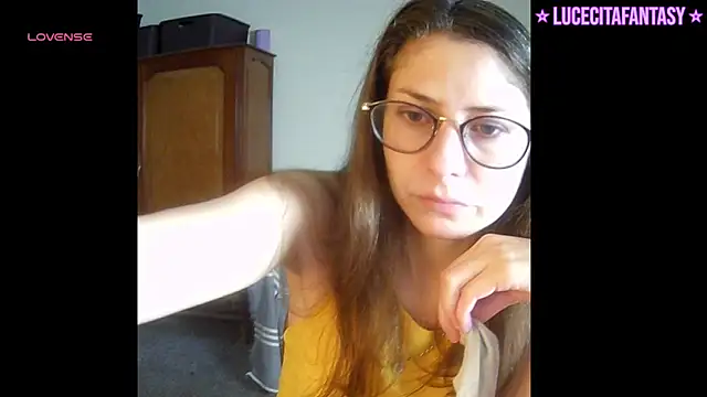 Snapshot of lucecitafantasy2 chatting on 22, 4, 2026 lucecitafantasy2 online show from 22, 4, 2026