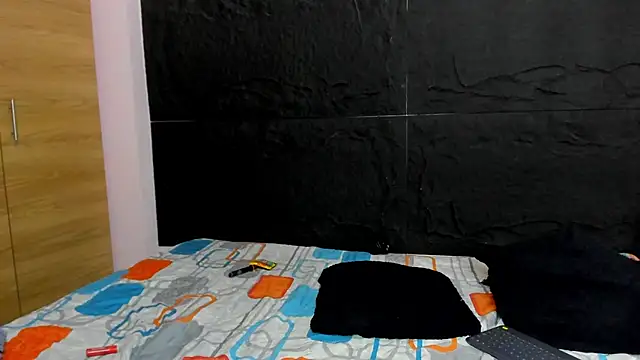 Snapshot of emakross chatting on 13, 12, 2024 emakross online show from 13, 12, 2024