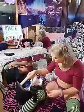 KrystallCoxxh online show from 5, 12, 2025