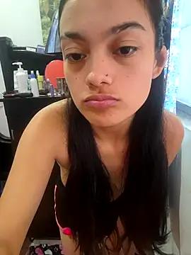 Snapshot of littlemelii chatting on 6, 1, 2025 littlemelii online show from 6, 1, 2025