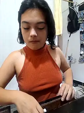 Snapshot of littlemelii chatting on 11, 9, 2025 littlemelii online show from 11, 9, 2025