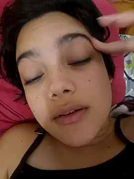 Snapshot of littlemelii chatting on 12, 6, 2026 littlemelii online show from 12, 6, 2026