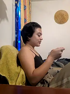 Snapshot of littlemelii chatting on 2, 7, 2026 littlemelii online show from 2, 7, 2026