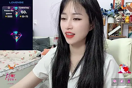 Snapshot of _LLisa_ chatting on 29, 12, 2024 LLisa online show from 29, 12, 2024