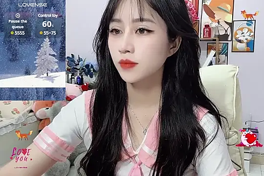 Snapshot of _LLisa_ chatting on 15, 2, 2025 LLisa online show from 15, 2, 2025