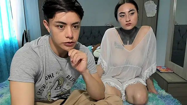 Snapshot of steban_and_kim chatting on 15, 1, 2025 steban and kim online show from 15, 1, 2025