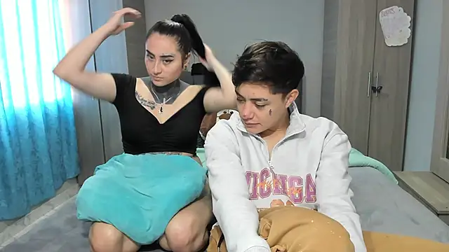 Snapshot of steban_and_kim chatting on 18, 1, 2025 steban and kim online show from 18, 1, 2025