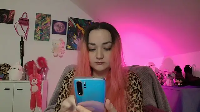 PinkHurricaneOfficial online show from 28, 10, 2025