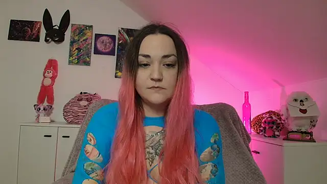 PinkHurricaneOfficial online show from 7, 3, 2026