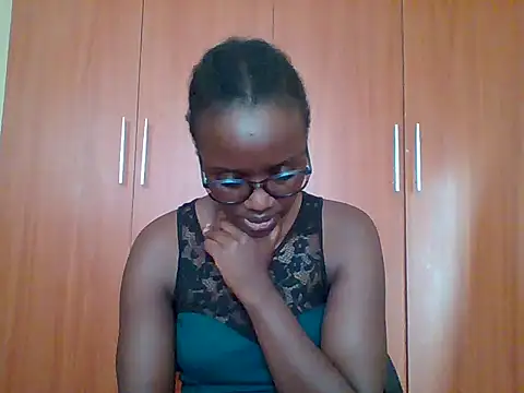 Snapshot of sexy_darleen23 chatting on 28, 6, 2026 sexy darleen23 online show from 28, 6, 2026