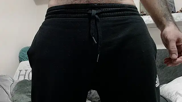 Snapshot of ivat80 chatting on 24, 12, 2024 ivat80 online show from 24, 12, 2024