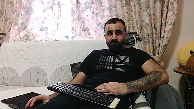 Snapshot of ivat80 chatting on 13, 2, 2025 ivat80 online show from 13, 2, 2025