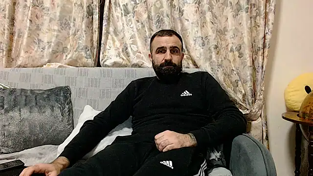 Snapshot of ivat80 chatting on 24, 2, 2025 ivat80 online show from 24, 2, 2025