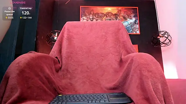 Snapshot of Megan_wolf1_ chatting on 10, 10, 2025 Megan wolf1  online show from 10, 10, 2025