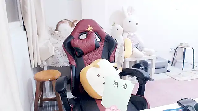 aFanny online show from 5, 3, 2025