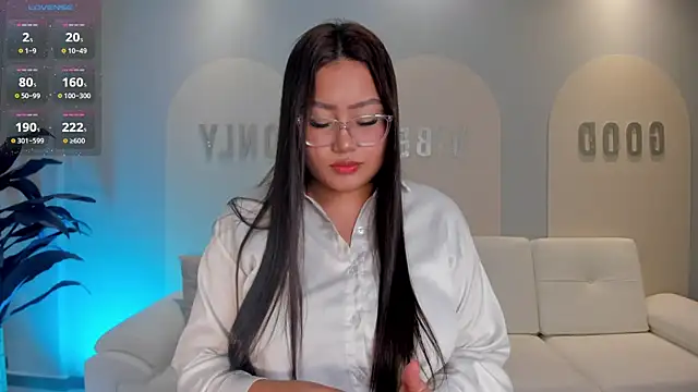 Snapshot of AmberLewis_ chatting on 25, 1, 2025 AmberLewis  online show from 25, 1, 2025