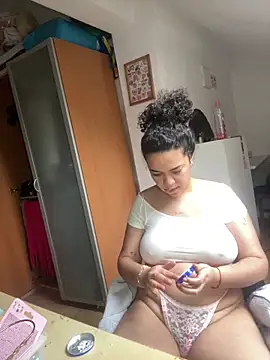 Snapshot of rafamarianoofc chatting on 5, 3, 2025 rafamarianoofc online show from 5, 3, 2025