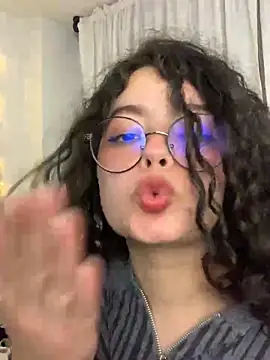 Snapshot of Antoniart_ chatting on 21, 2, 2025 Antoniart online show from 21, 2, 2025